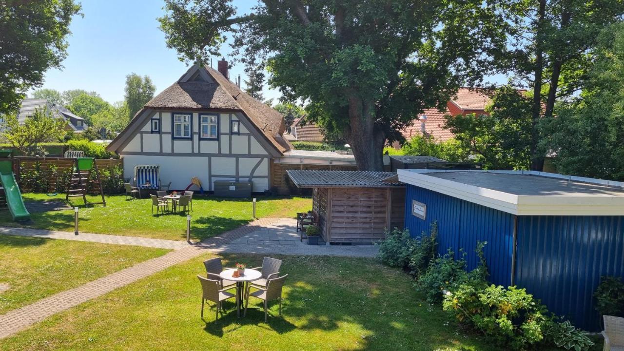 Captain Pahlen Ferienanlage Zingst Extérieur photo